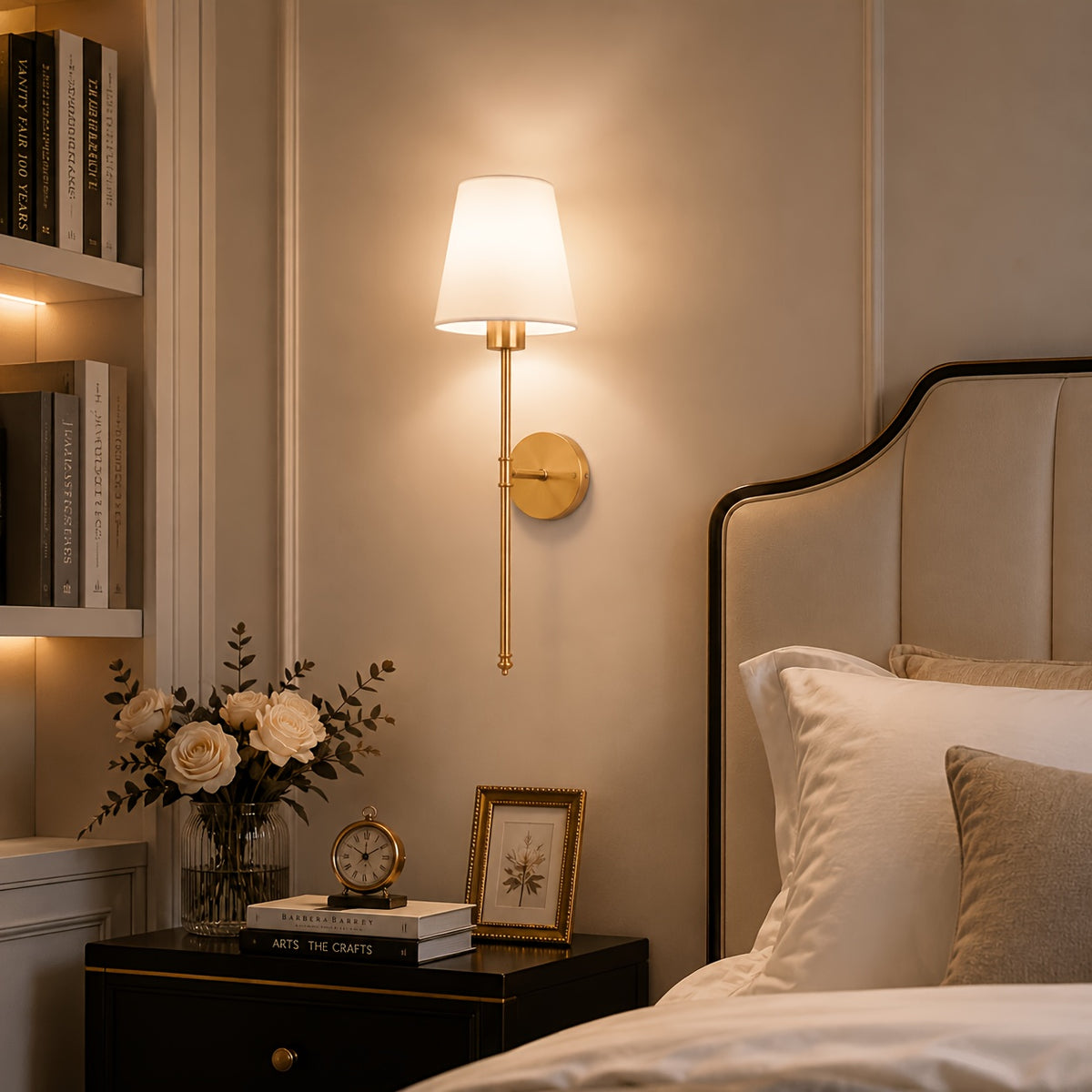 Duo d'appliques dorées sans fil à tige élancée