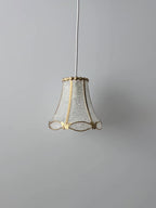 Petit abat-jour cloche en résine effet cristal et papillons dorés