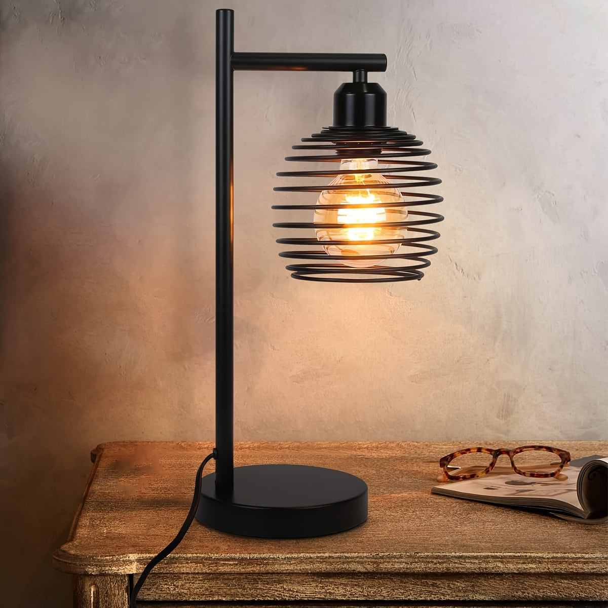 Paire de lampes industrielles à cage en spirale