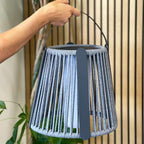 Lampadaire solaire déporté 176 cm à lanterne détachable, télécommande