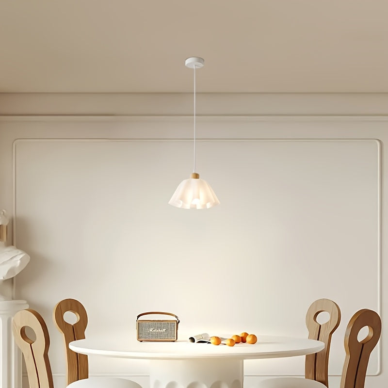 Suspension fleur blanche à abat-jour ondulé, Ø 29 cm, douille E27