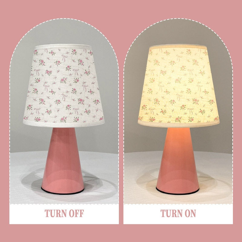 Lampe de chevet rose en lin à roses pastel et nœuds, coffret cadeau