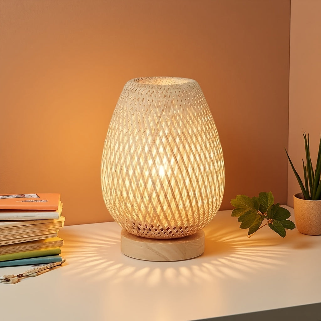 Lampe de chevet en rotin tressé forme œuf, socle bois et trois teintes