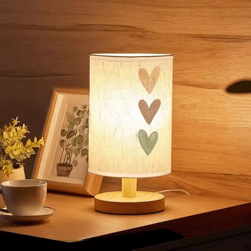Lampe de chevet à abat-jour en tissu imprimé de trois cœurs