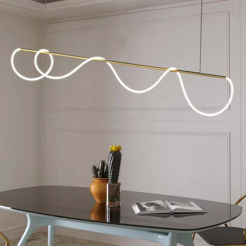 Suspension LED à tube de silicone en boucles sur barre dorée de 100 cm
