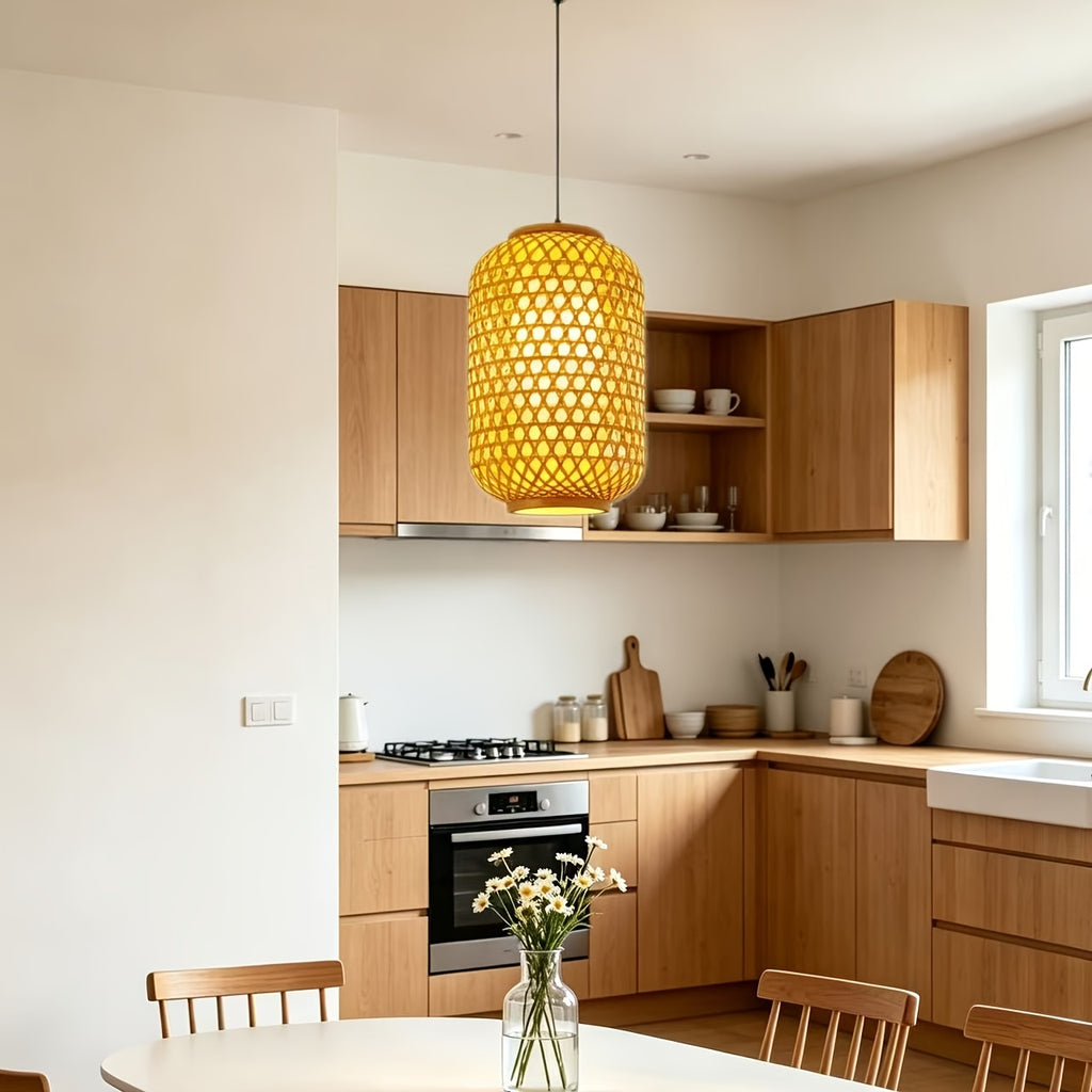Suspension lanterne en bambou ajouré, deux tailles Ø 20 ou Ø 23 cm