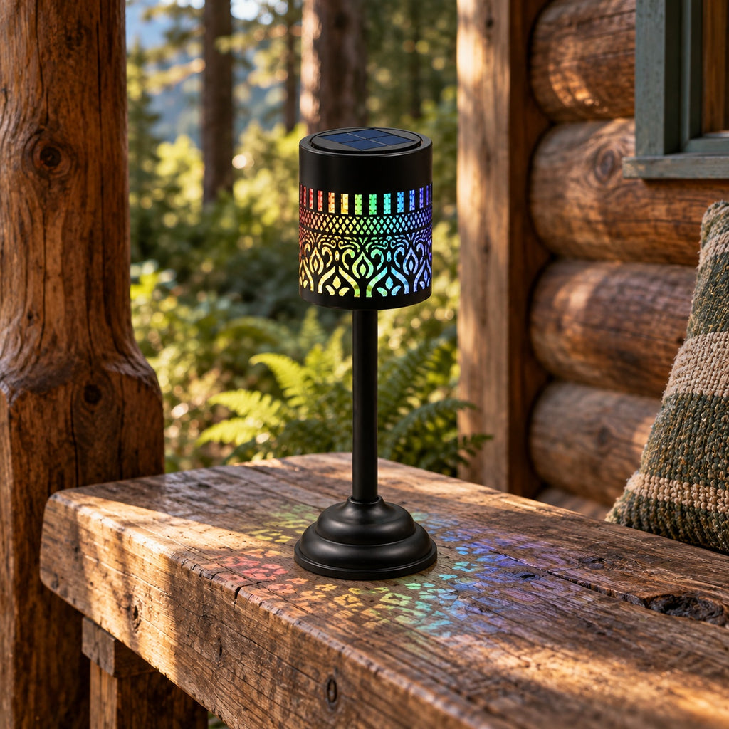 Lampe de table solaire ajourée en métal noir, lumière multicolore