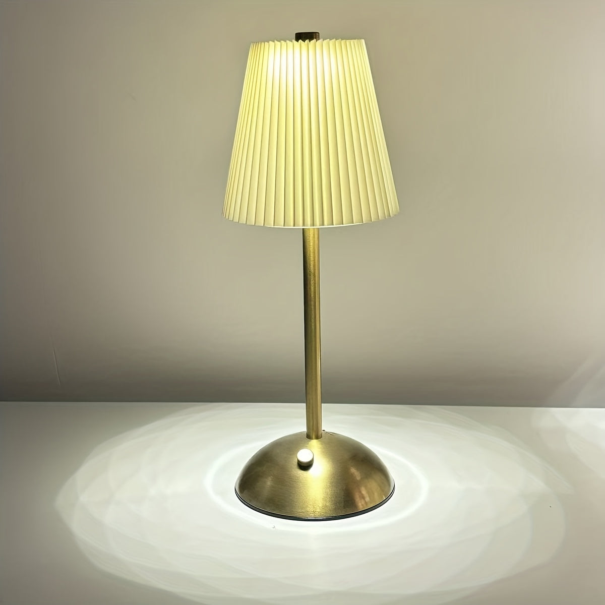 Lampe de table sans fil plissée sur dôme doré, tactile, 6 coloris