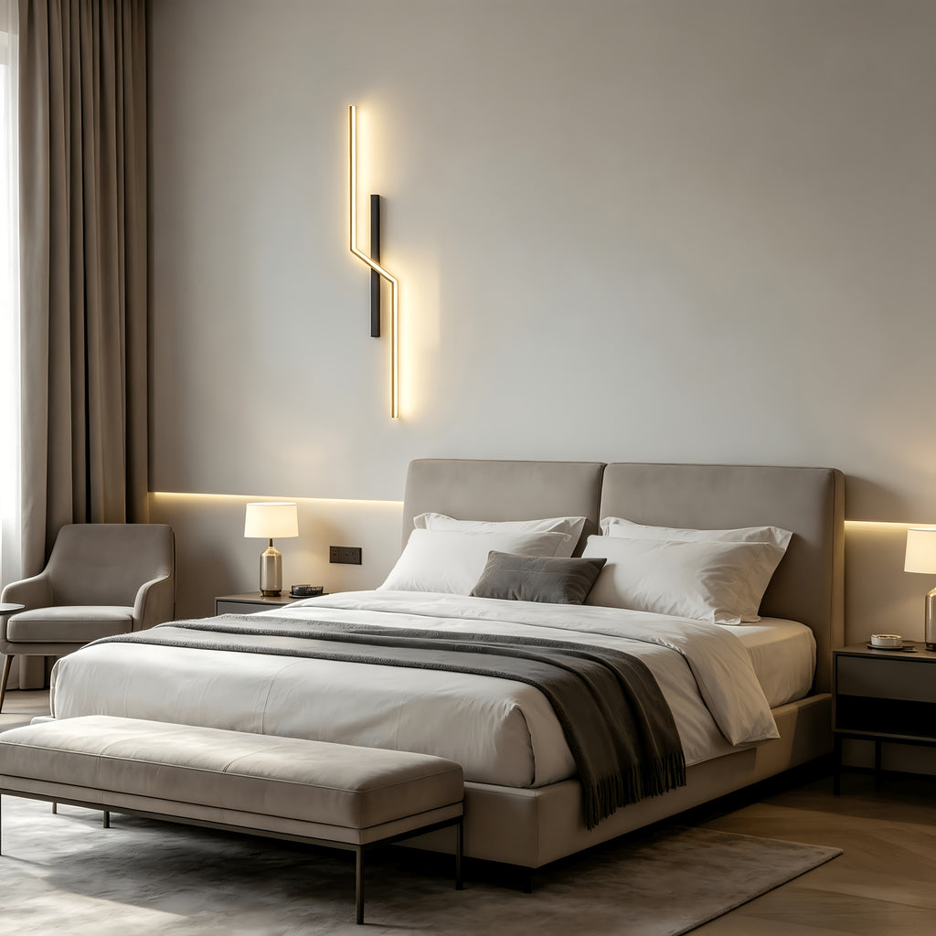 Applique murale LED en éclair noir et doré de 55 cm, 4000 K