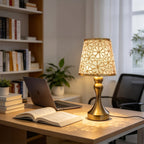 Lampe de chevet dorée à abat-jour fleuri en tissu, alimentation USB