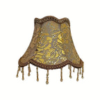 Abat-jour pagode en dentelle dorée à frange de perles ambrées