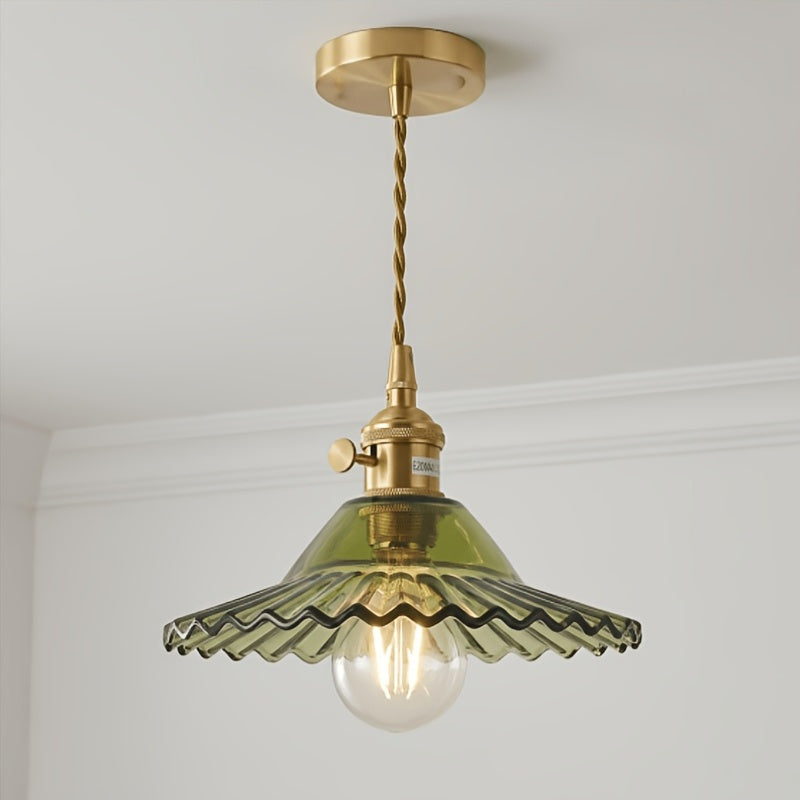 Suspension en laiton et verre plissé vert ou blanc, Ø 21,5 cm