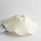Abat-jour évasé en tissu ivoire à motif floral, Ø 30,2 x H 9,8 cm