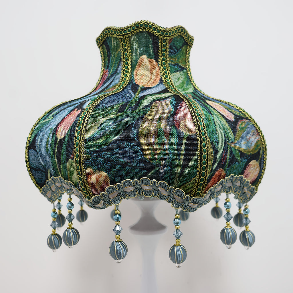 Oil-painting-style tulip jacquard, melon-petal three-dimensional structure, green-Golden woven lace + gray-blue bead tassel / Style Pastoral Forestier / Style Manoir Rétro du Millénaire