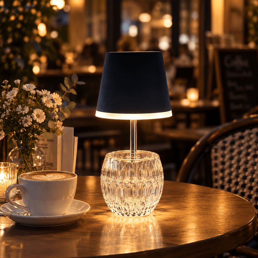 Lampe de table sans fil, pied en verre moulé et abat-jour blanc
