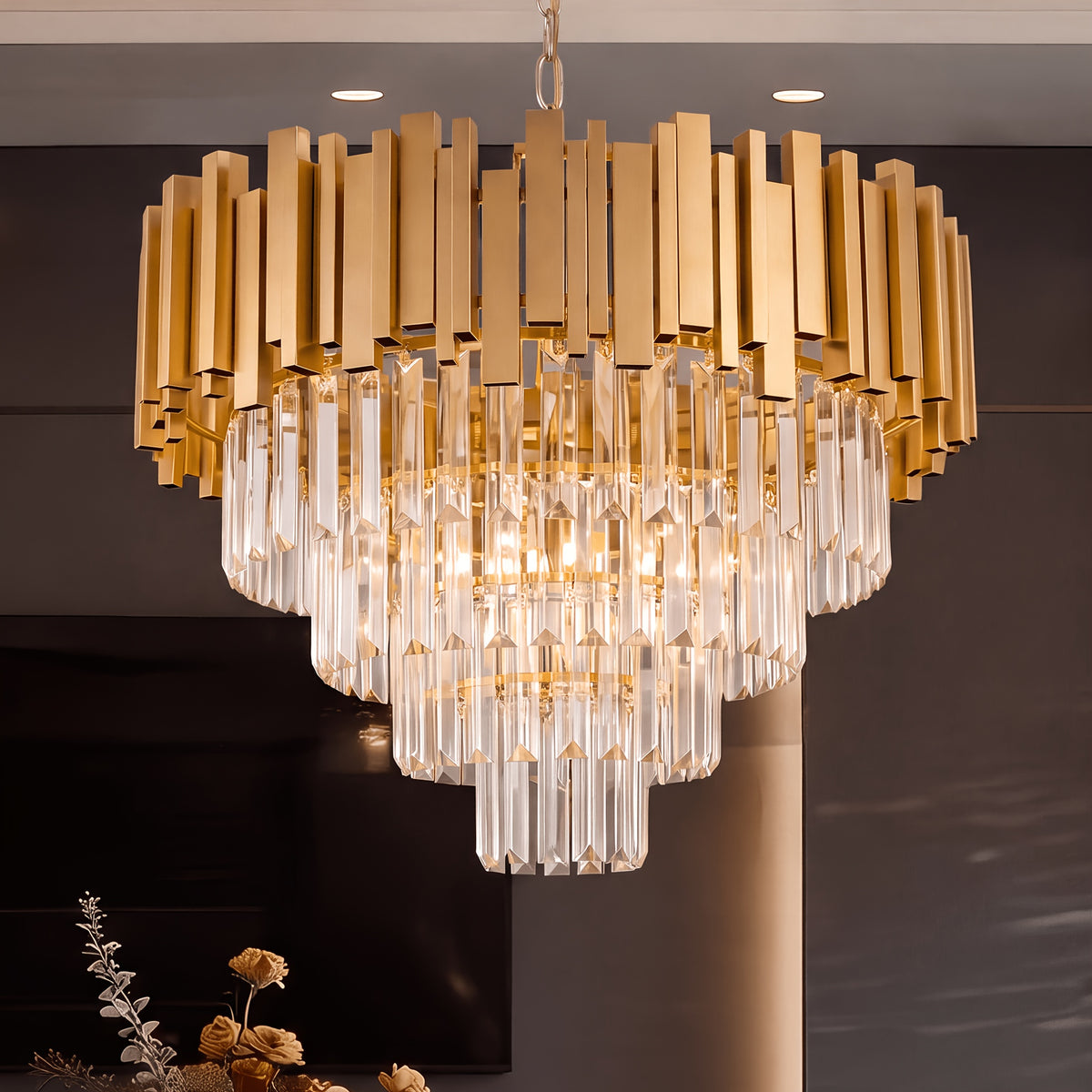 Lustre en cristal à couronne de lamelles dorées
