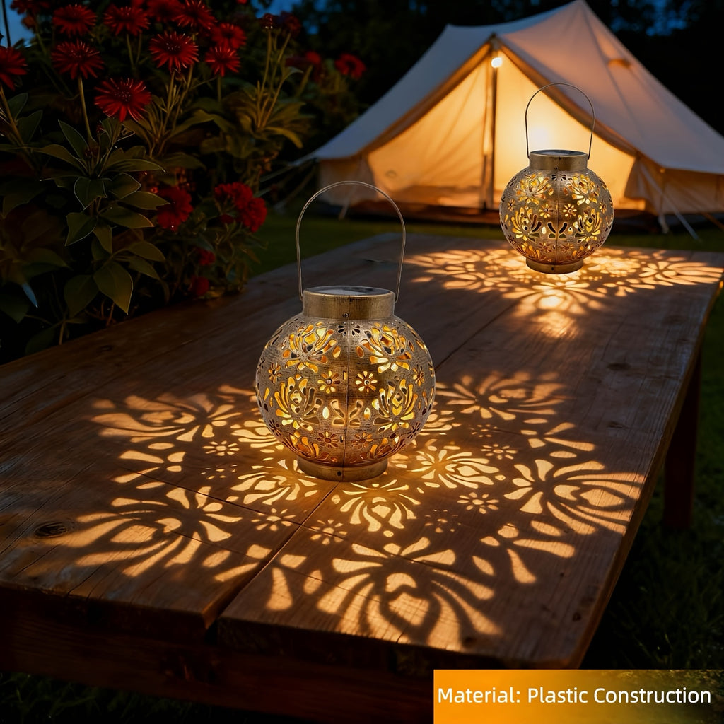 Lot de 2 lanternes solaires boules ajourées dorées, style marocain