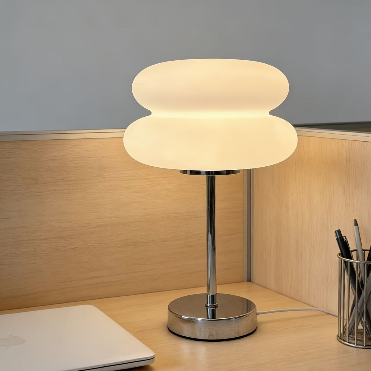 Lampe de chevet macaron blanche à double galet et pied chromé